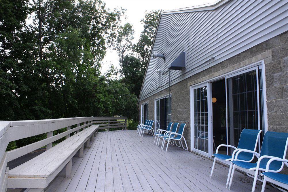 Hampton Falls Inn Extérieur photo