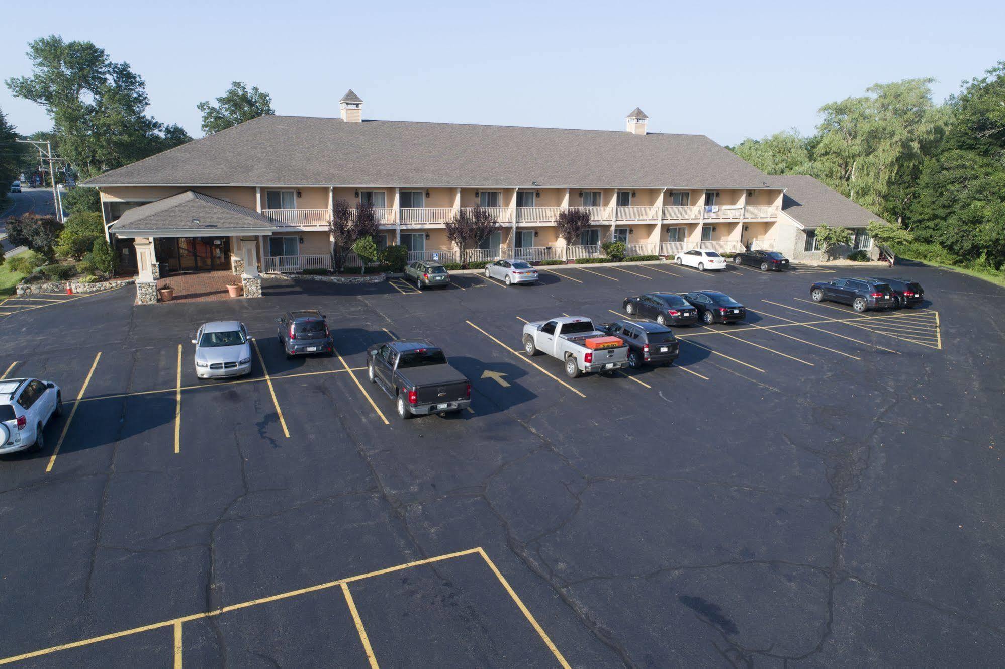 Hampton Falls Inn Extérieur photo