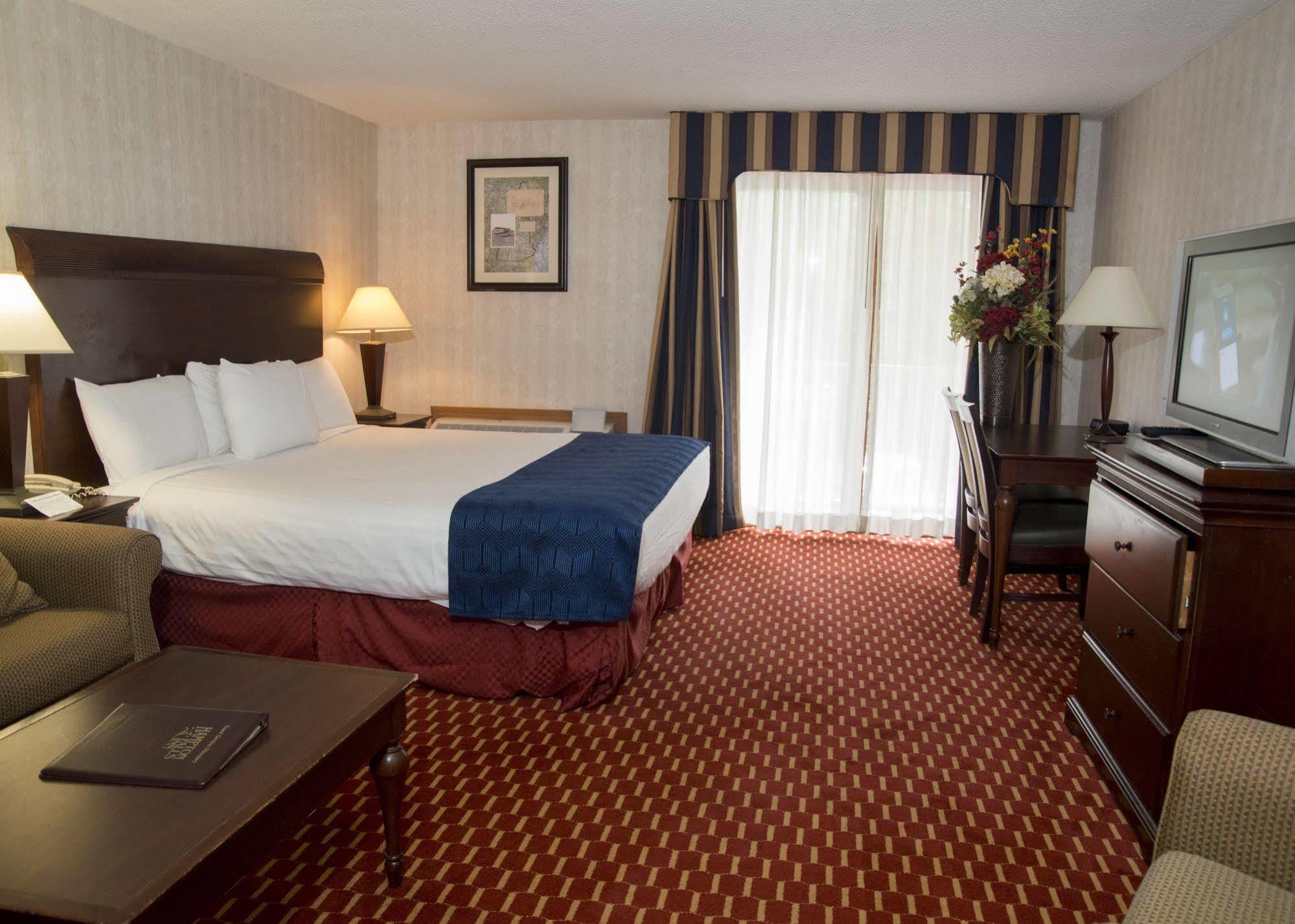 Hampton Falls Inn Extérieur photo